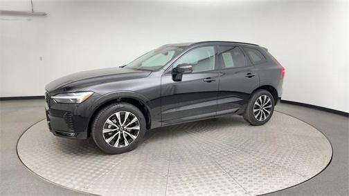 2025 Volvo XC60 B5 Core