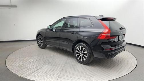 2025 Volvo XC60 B5 Core