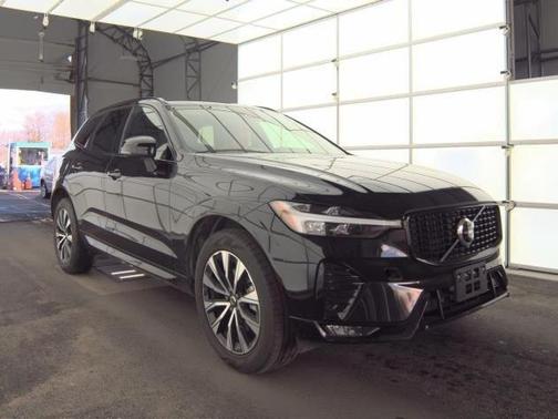 2025 Volvo XC60 B5 Core