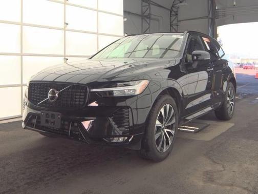 2025 Volvo XC60 B5 Core