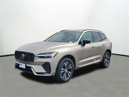 2025 Volvo XC60 B5 Core