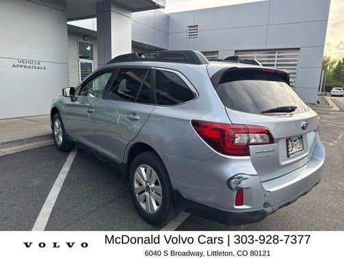 Ice Silver Metallic 2016 Subaru Outback 2.5i Premium
