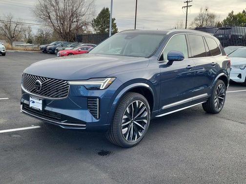 2026 Volvo XC90 B6 Ultra 7-Seater