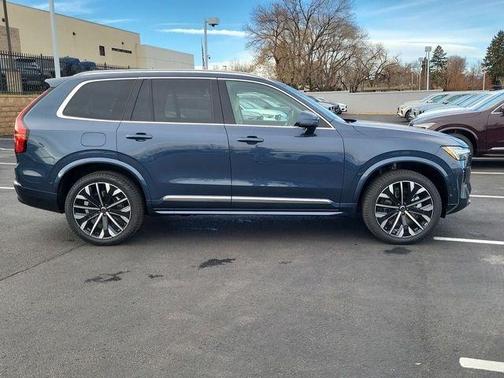 2026 Volvo XC90 B6 Ultra 7-Seater
