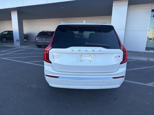 2025 Volvo XC90 B6 Plus 7-Seater