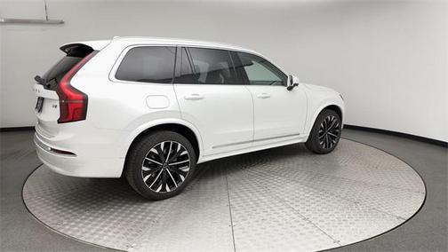2025 Volvo XC90 B6 Plus 7-Seater