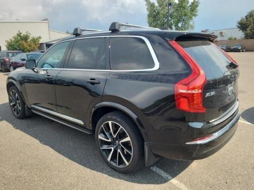 2023 Volvo XC90 B6 Plus 7-Seater