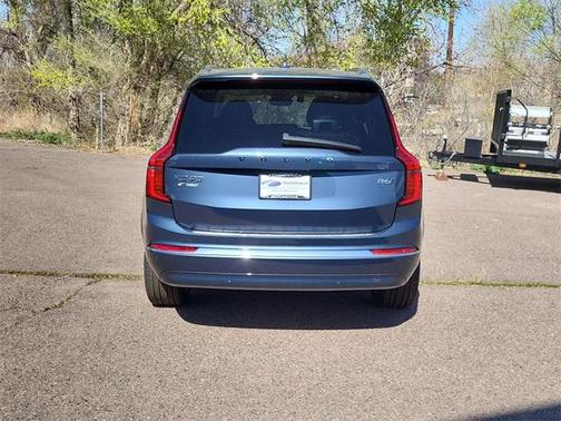 2025 Volvo XC90 B6 Plus 7-Seater