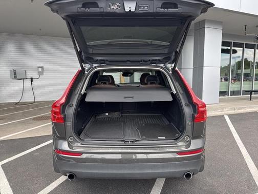 2019 Volvo XC60 T6 Momentum