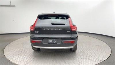 2025 Volvo XC40 B5 Plus Bright Theme