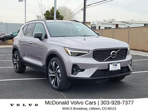 Aurora Blue 2026 Volvo XC40 B5 Ultra