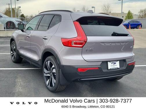Aurora Blue 2026 Volvo XC40 B5 Ultra