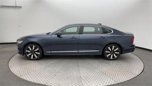 2024 Volvo S90 Recharge Plug-In Hybrid T8 Ultimate
