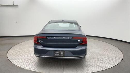 2024 Volvo S90 Recharge Plug-In Hybrid T8 Ultimate