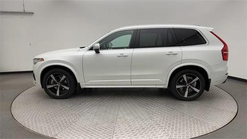 2019 Volvo XC90 T6 R-Design
