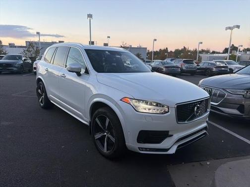 2019 Volvo XC90 T6 R-Design
