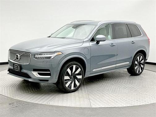 2023 Volvo XC90 Recharge Plug-In Hybrid T8 Plus Bright Theme 7 Passenger