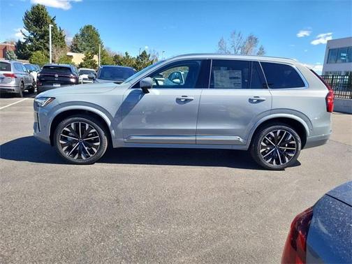2025 Volvo XC90 B6 Plus 7-Seater