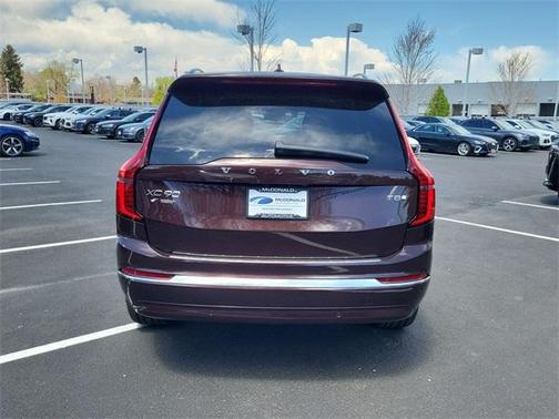 2025 Volvo XC90 Plug-In Hybrid T8 Plus 6-Seater