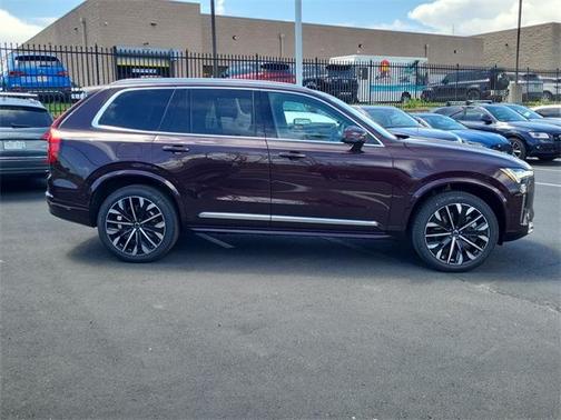 2025 Volvo XC90 Plug-In Hybrid T8 Plus 6-Seater