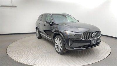 2025 Volvo XC90 B5 Plus