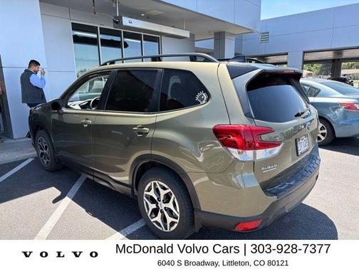 Autumn Green Metallic 2024 Subaru Forester Premium