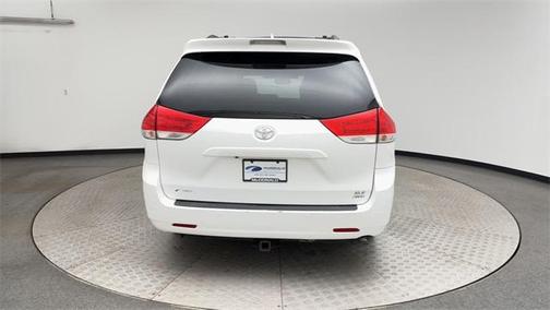 2011 Toyota Sienna XLE