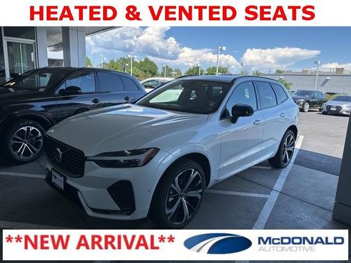 2025 Volvo XC60 B5 Ultra