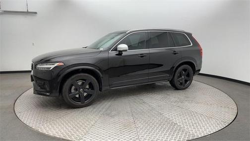 2017 Volvo XC90 T6 R-Design