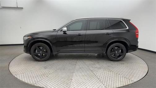 2017 Volvo XC90 T6 R-Design