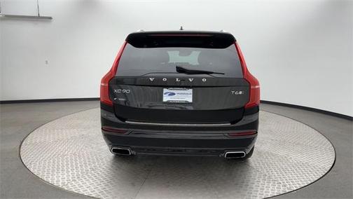 2017 Volvo XC90 T6 R-Design