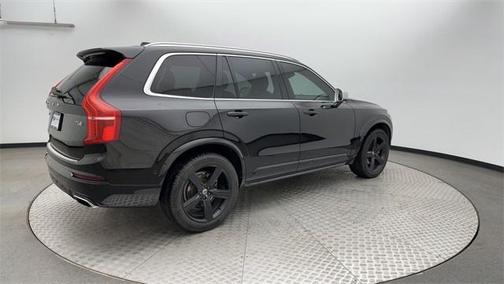 2017 Volvo XC90 T6 R-Design