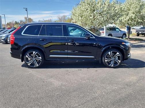 2025 Volvo XC90 B6 Ultra
