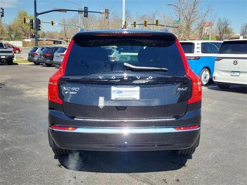 2025 Volvo XC90 B6 Ultra