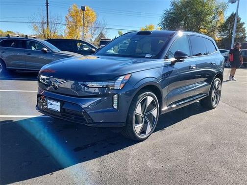 2025 Volvo EX90 Twin Motor Plus