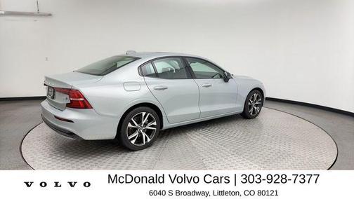 Metallic 2025 Volvo S60 B5 Core