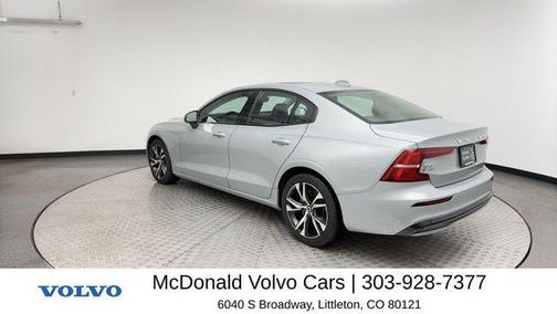 Metallic 2025 Volvo S60 B5 Core