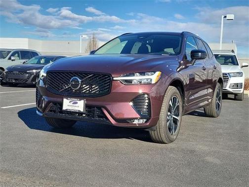 2026 Volvo XC60 B5 Core