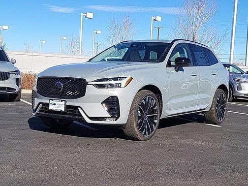 2026 Volvo XC60 B5 Ultra