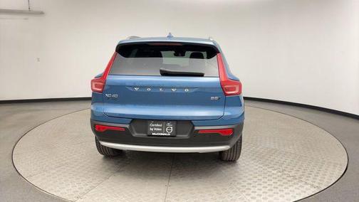 2025 Volvo XC40 B5 Plus Bright Theme