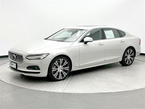 2022 Volvo S90 B6 Inscription