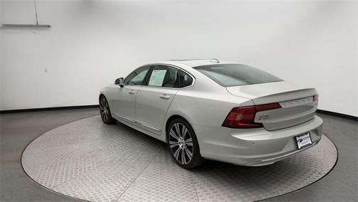 2022 Volvo S90 B6 Inscription