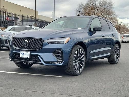 2026 Volvo XC60 B5 Ultra