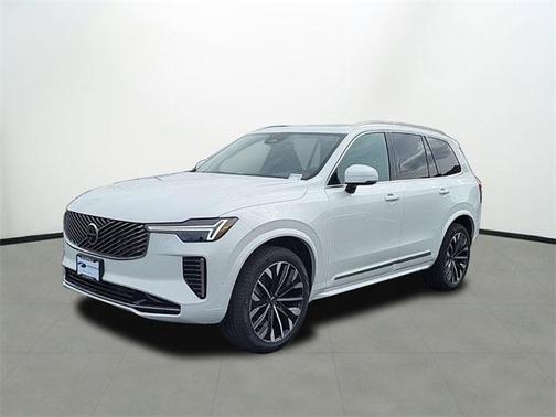 2025 Volvo XC90 B6 Plus 7-Seater