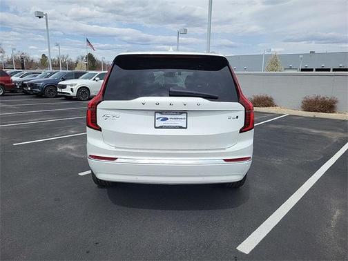 2025 Volvo XC90 B6 Plus 7-Seater