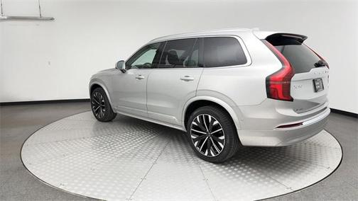 2025 Volvo XC90 B6 Plus 7-Seater