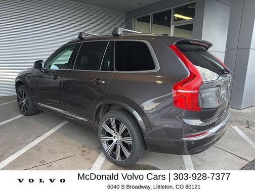 Platinum Gray Metallic 2023 Volvo XC90 B6 Ultimate 7-Seater