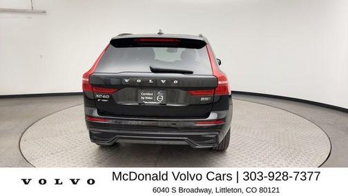 Onyx Black Metallic 2025 Volvo XC60 B5 Plus