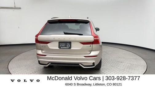 Bright 2025 Volvo XC60 B5 Core