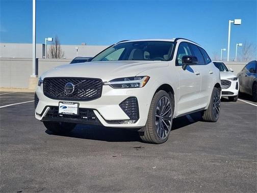2026 Volvo XC60 B5 Ultra